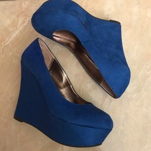 Platform Blue Heels
